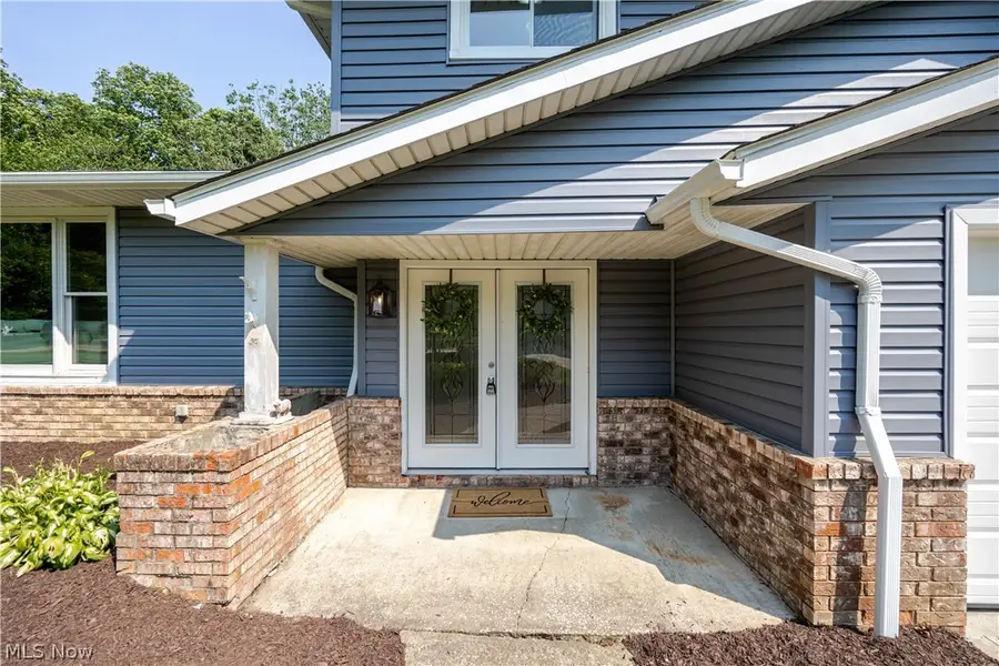 37430 Hunters Ridge Road, Solon, OH 44139 - #2