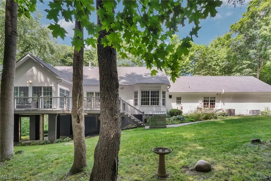 1144 Tanglewood Drive, Mantua, OH 44255 - #2