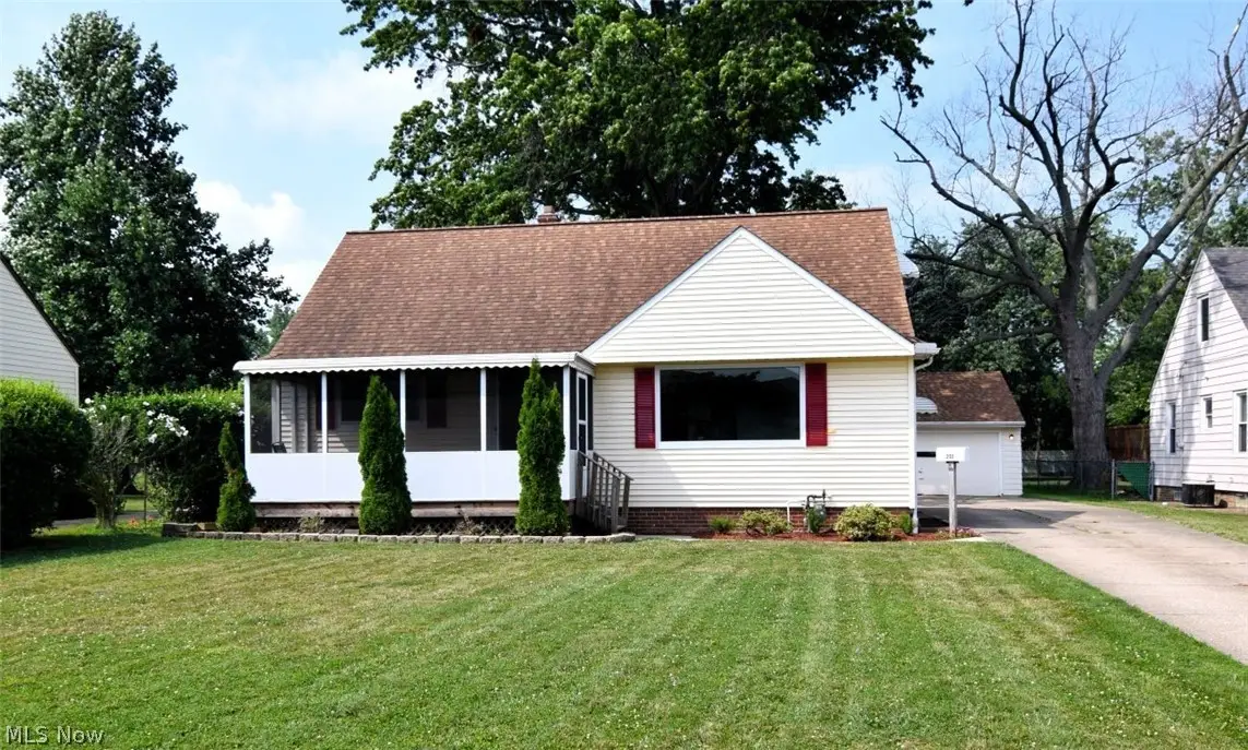 232 E 293rd Street, Willowick, OH 44095 - #1