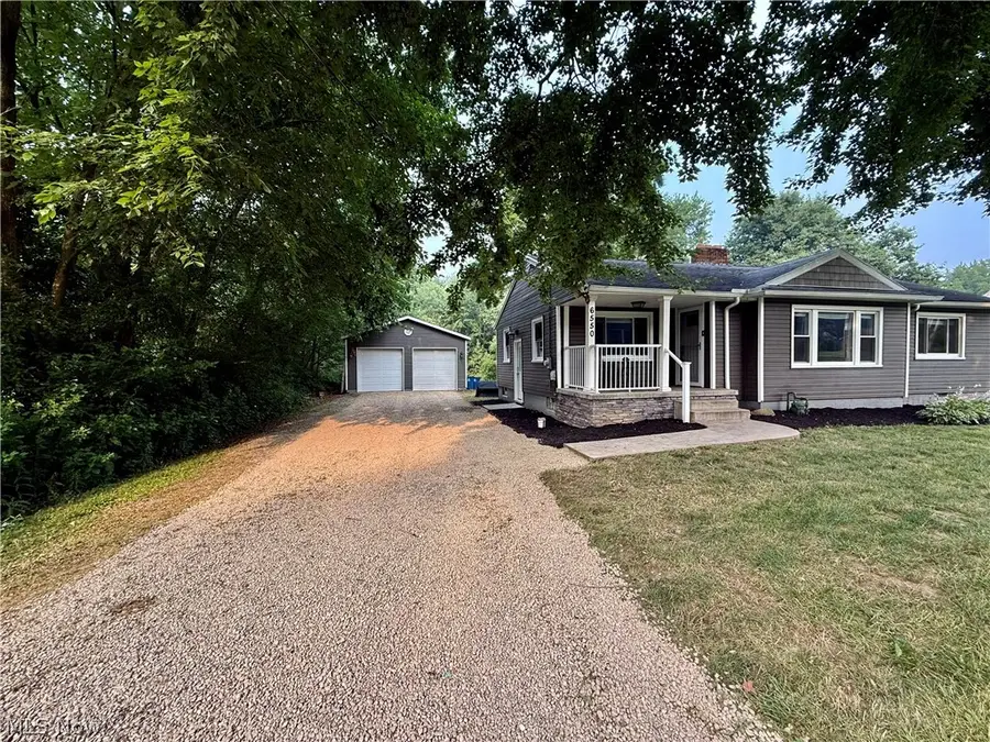 6550 Manchester Road, New Franklin, OH 44216 - #2