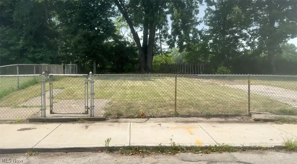 V/L 2572 W 27 Street, Cleveland, OH 44113 - #1