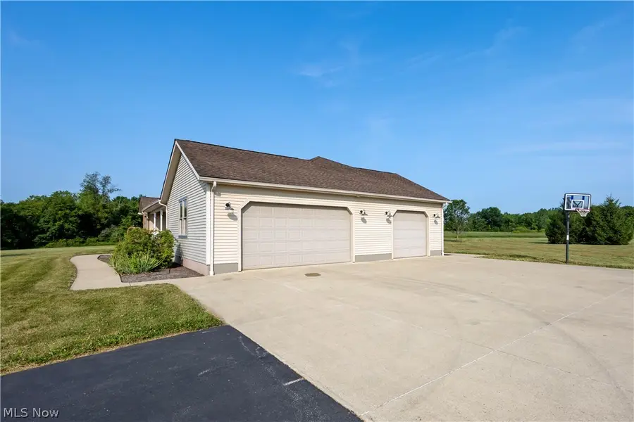12725 Lovers Lane, Spencer, OH 44275 - #2