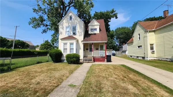 3747 Bosworth Road, Cleveland, OH 44111