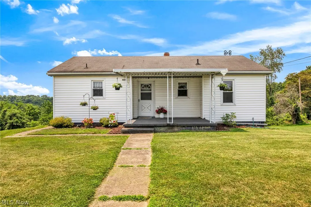 2557 Fernwood Road, Wintersville, OH 43953 - #1