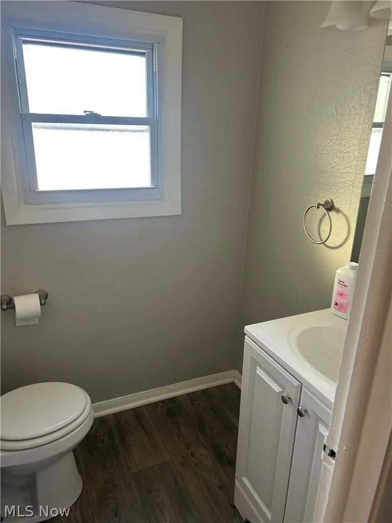 679 Wooster W Road, Barberton, OH 44203 - #2
