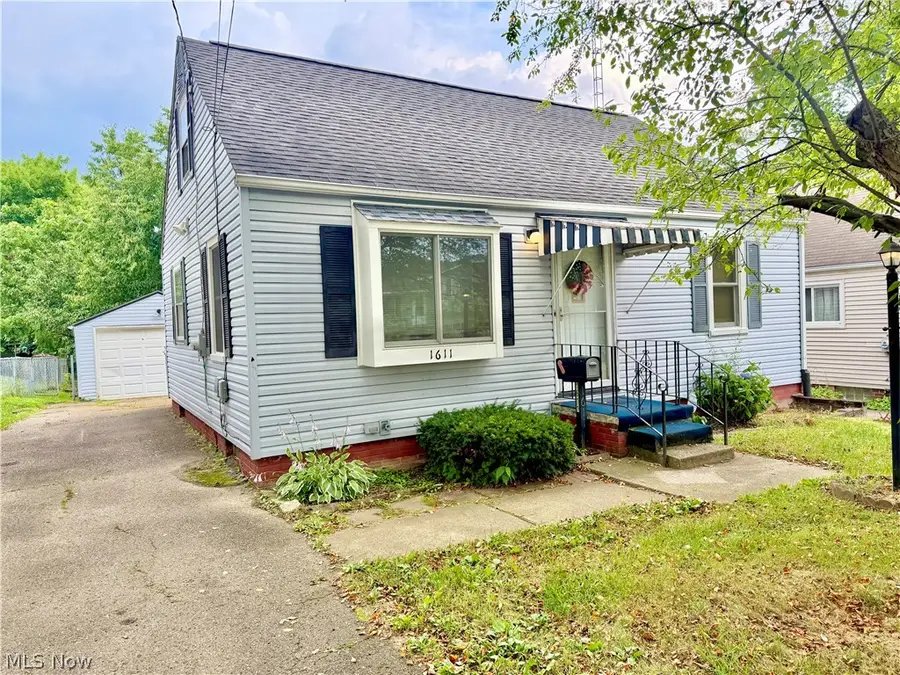 1611 27th Ne Street, Canton, OH 44714 - #2