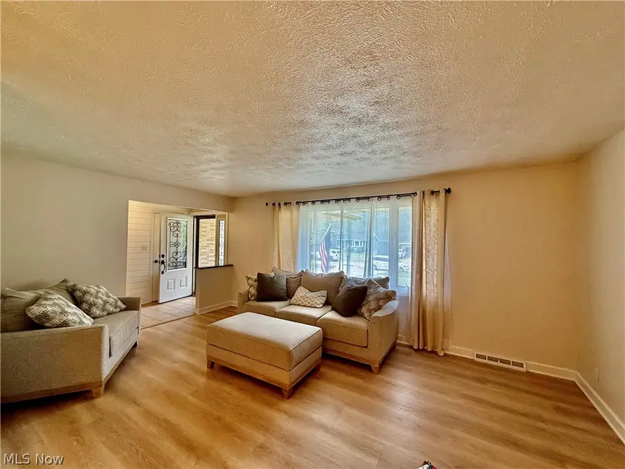 5687 Lancaster Drive, Brooklyn Heights, OH 44131 - #3