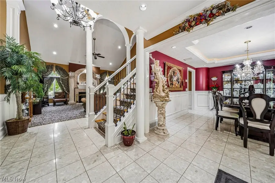 10600 Locust Grove Drive, Chardon, OH 44024 - #2