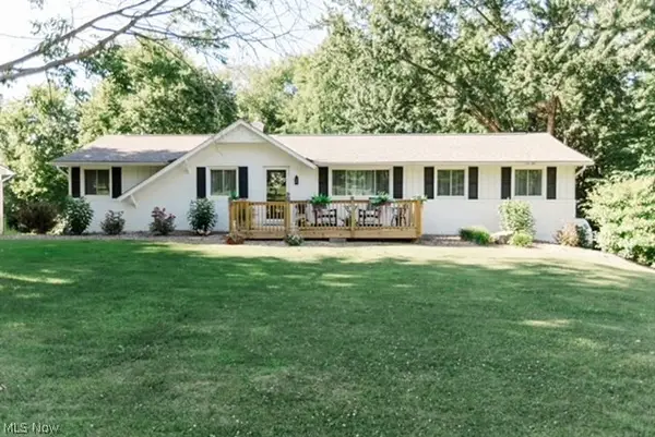 6596 Ivyhill Nw Drive, Canal Fulton, OH 44614