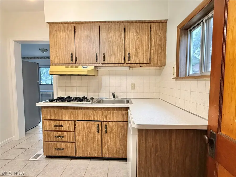 2013 Mayview Avenue, Cleveland, OH 44109 - #3