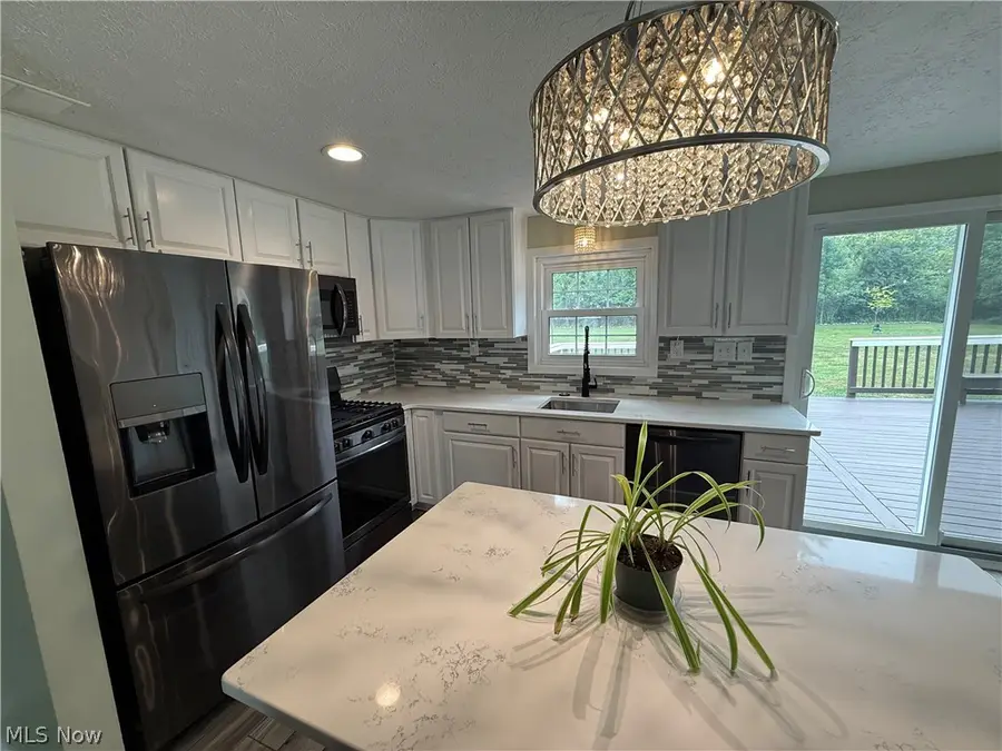 5075 Jaycox Road, North Ridgeville, OH 44039 - #3