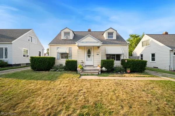 2738 Silverdale Avenue, Cleveland, OH 44109