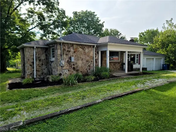 220 Robert Drive, Kent, OH 44240