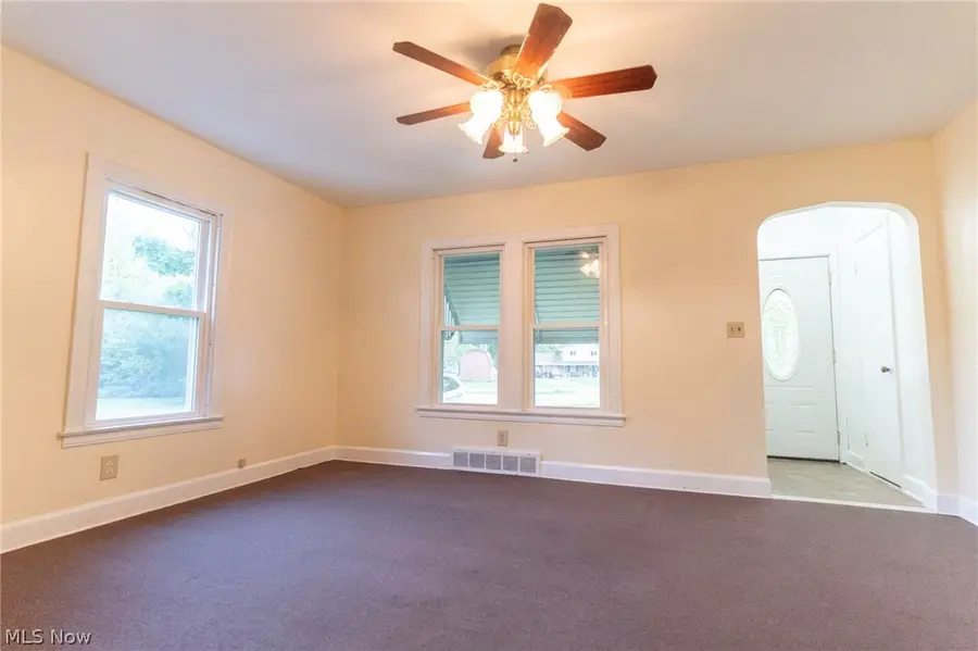5510 Park Road, Leavittsburg, OH 44430 - #3