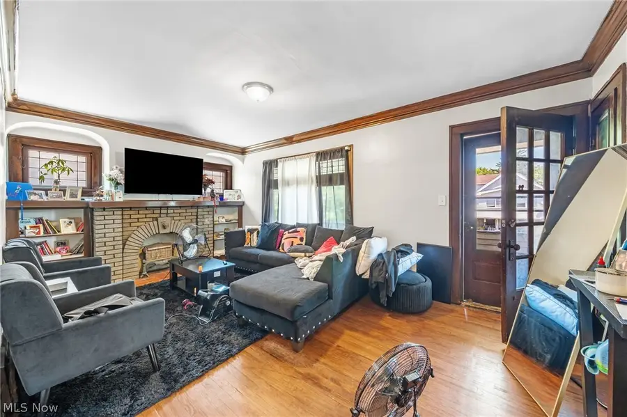 11118 Glenboro Drive, Cleveland, OH 44105 - #3