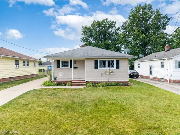24880 Stephen Avenue, Euclid, OH 44123