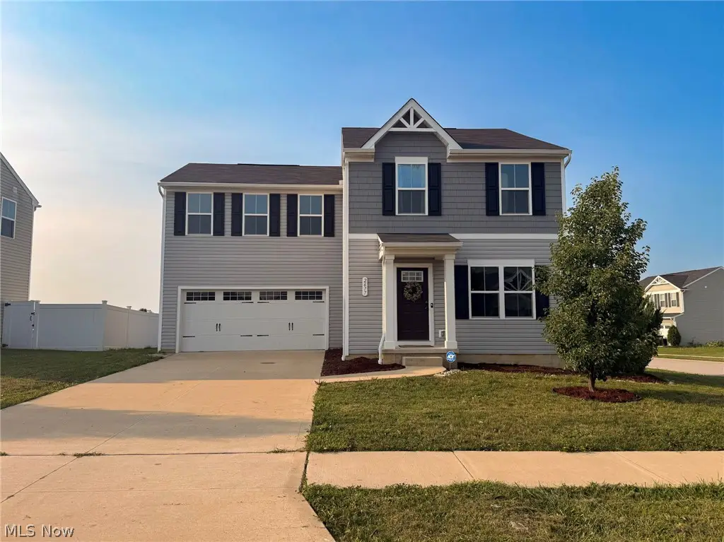 2677 Himelrigh Boulevard, Barberton, OH 44203 - #1
