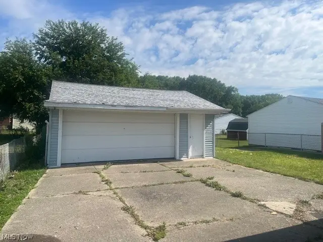 3613 146th Street, Toledo, OH 43611 - #3