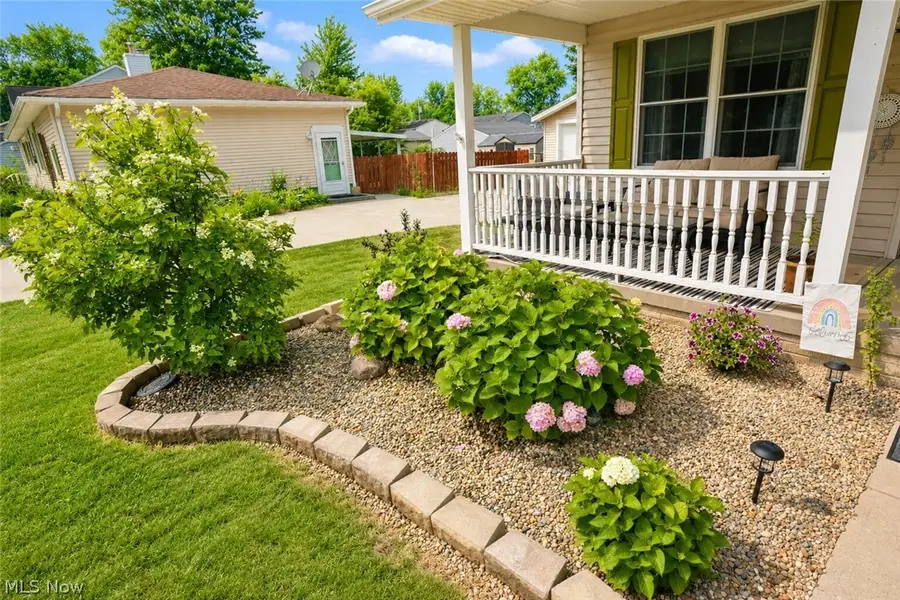 5856 Ridgeview Boulevard, North Ridgeville, OH 44039 - #3