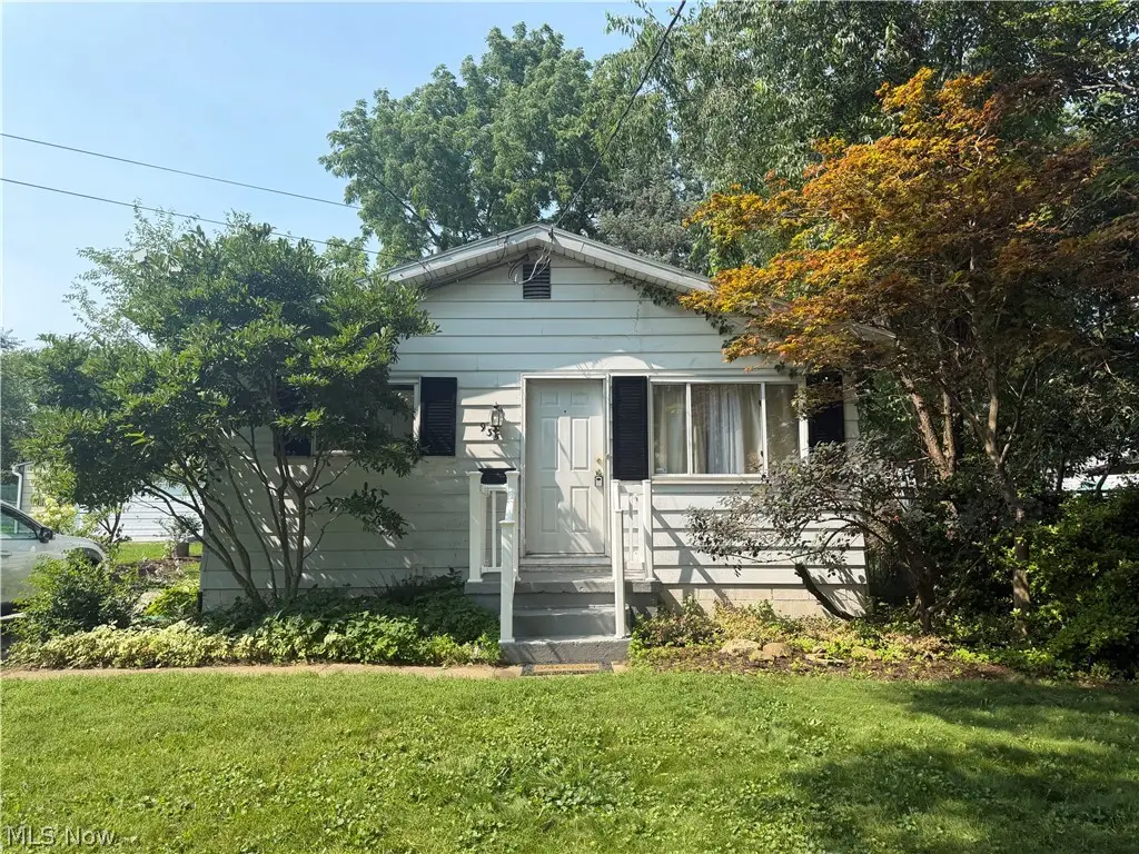 935 Carnegie Avenue, Akron, OH 44314 - #1