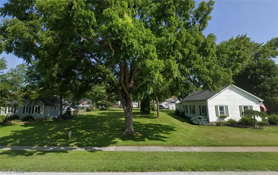 241 W 3rd Street, Perrysburg, OH 43551 - #2