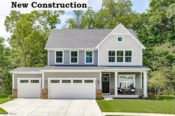 8349 Falls Glen Lane, Olmsted Falls, OH 44138