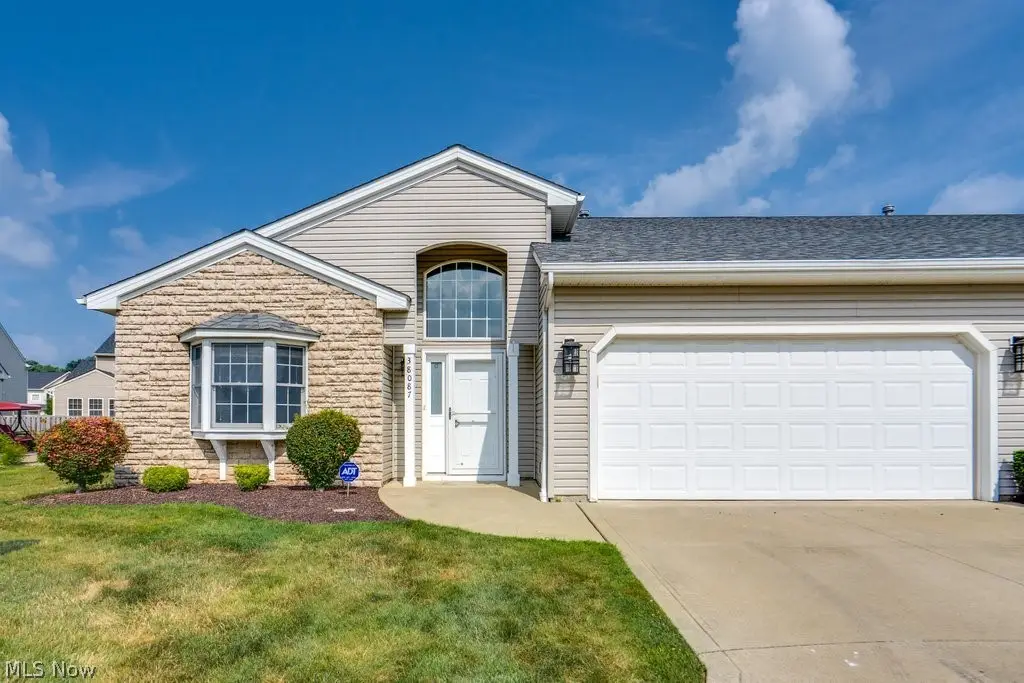 38087 Burrard Lane, Willoughby, OH 44094 - #1