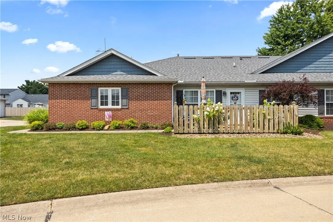 519 Heather Woods Drive, Elyria, OH 44035 - #1