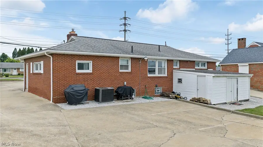6310 Middlebranch Ne Avenue, Canton, OH 44721 - #2