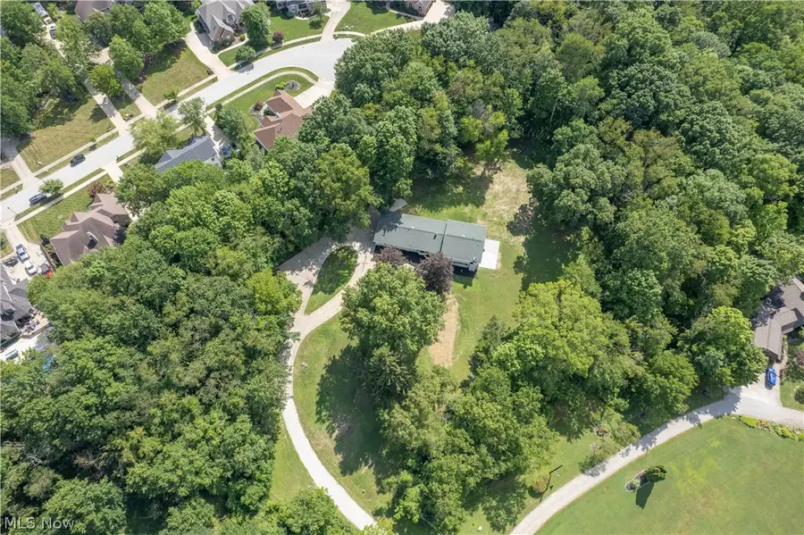 510 Lourdes Drive, Cuyahoga Falls, OH 44223 - #2