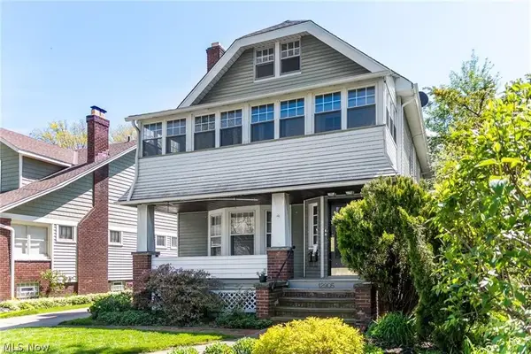 12905 Arliss Drive, Lakewood, OH 44107