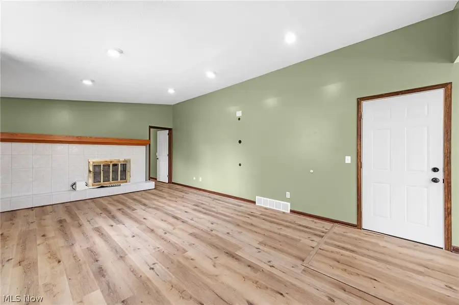 7351 Ashburton Nw Circle, North Canton, OH 44720 - #3