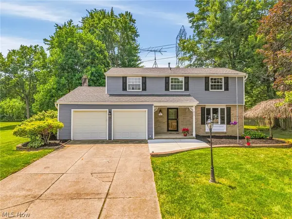 850 Berkshire Drive, Macedonia, OH 44056