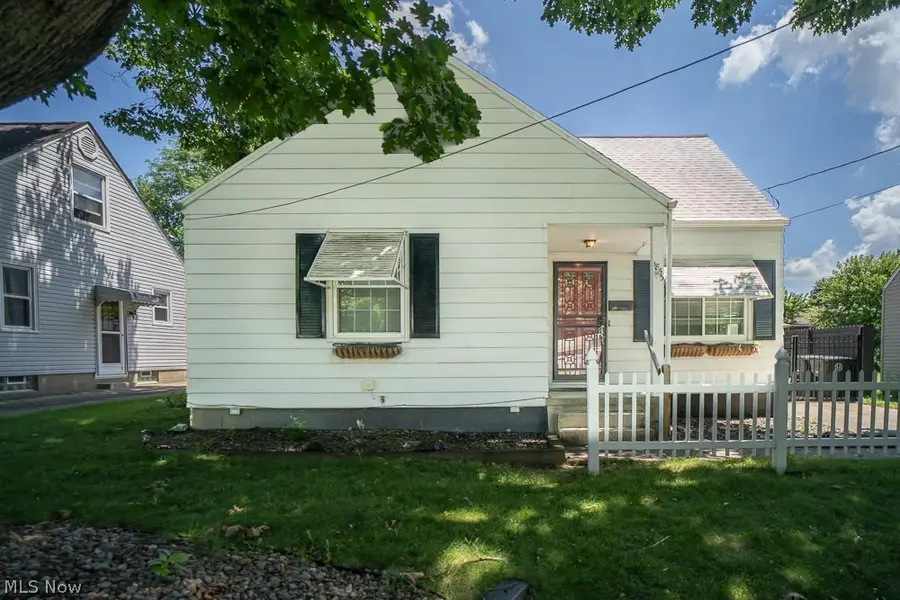 1853 Evergreen Avenue, Akron, OH 44301 - #2