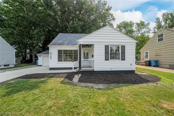 3737 Walter Road, North Olmsted, OH 44070