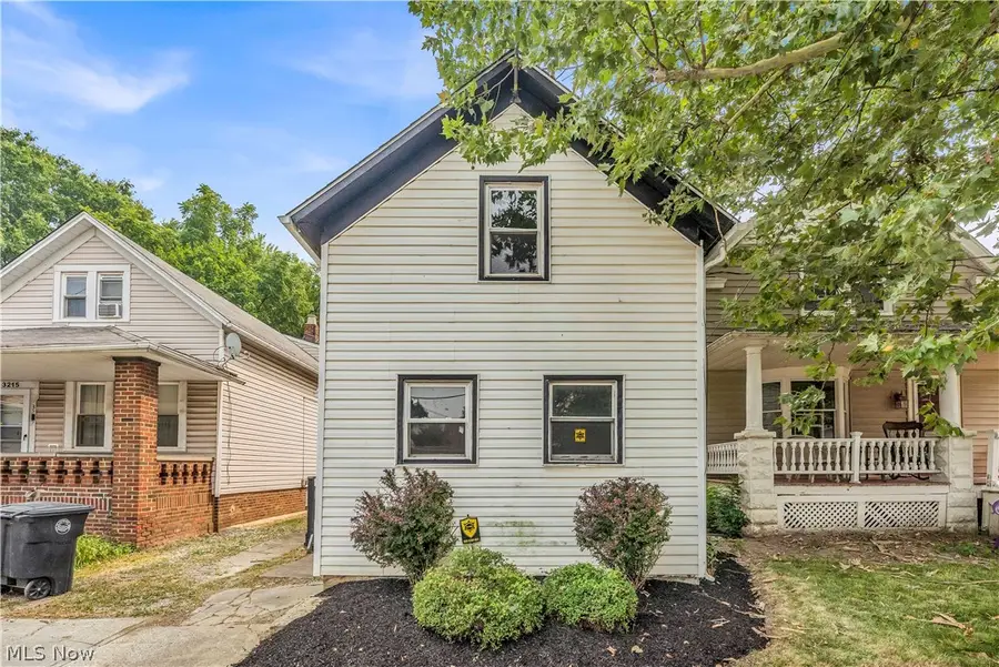 3221 Trowbridge Avenue, Cleveland, OH 44109 - #2