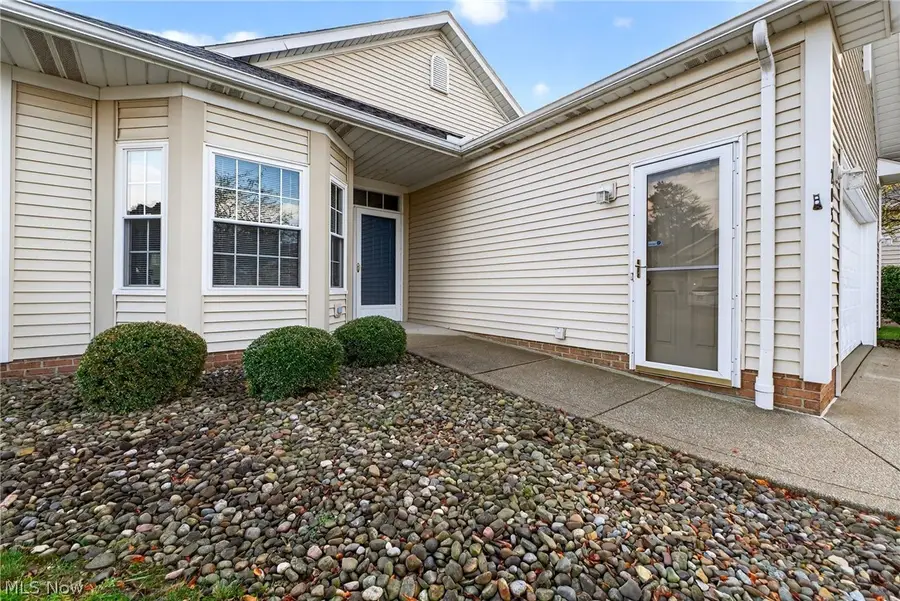 205 Village Drive, Seven Hills, OH 44131 - #2