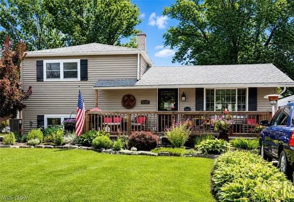 905 West Drive, Sheffield Lake, OH 44054