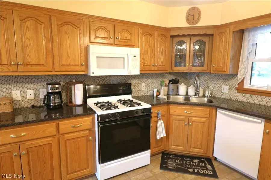 25 Chippewa Drive, Milan, OH 44846 - #3
