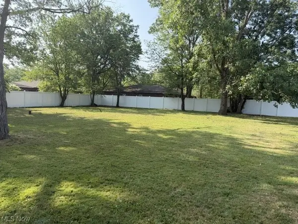 23747 Blackburn Road, Oakwood Village, OH 44146