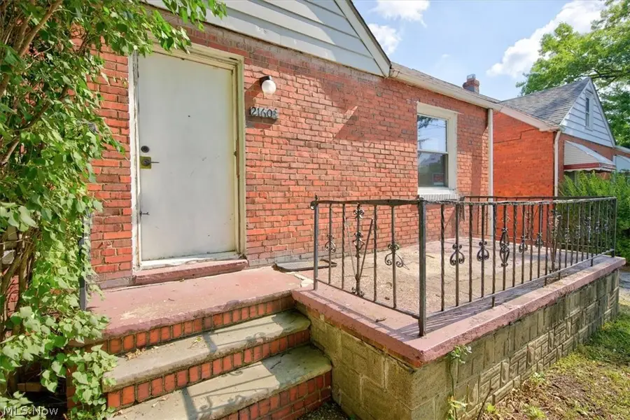 21603 Libby Road, Maple Heights, OH 44137 - #3
