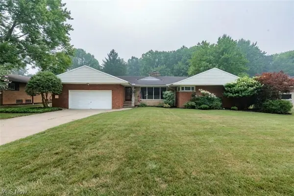 10710 Cardinal Lane, Brecksville, OH 44141