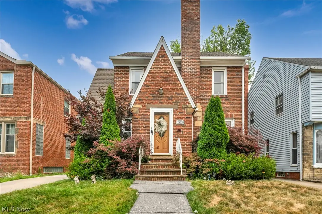 1909 Powell Avenue, Cleveland Heights, OH 44118 - #1