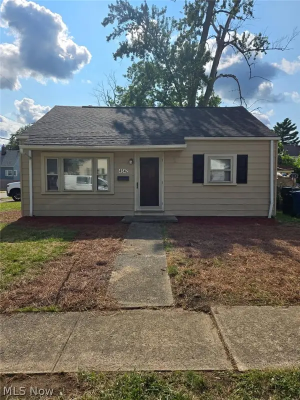 4542 W 172 Street, Cleveland, OH 44135