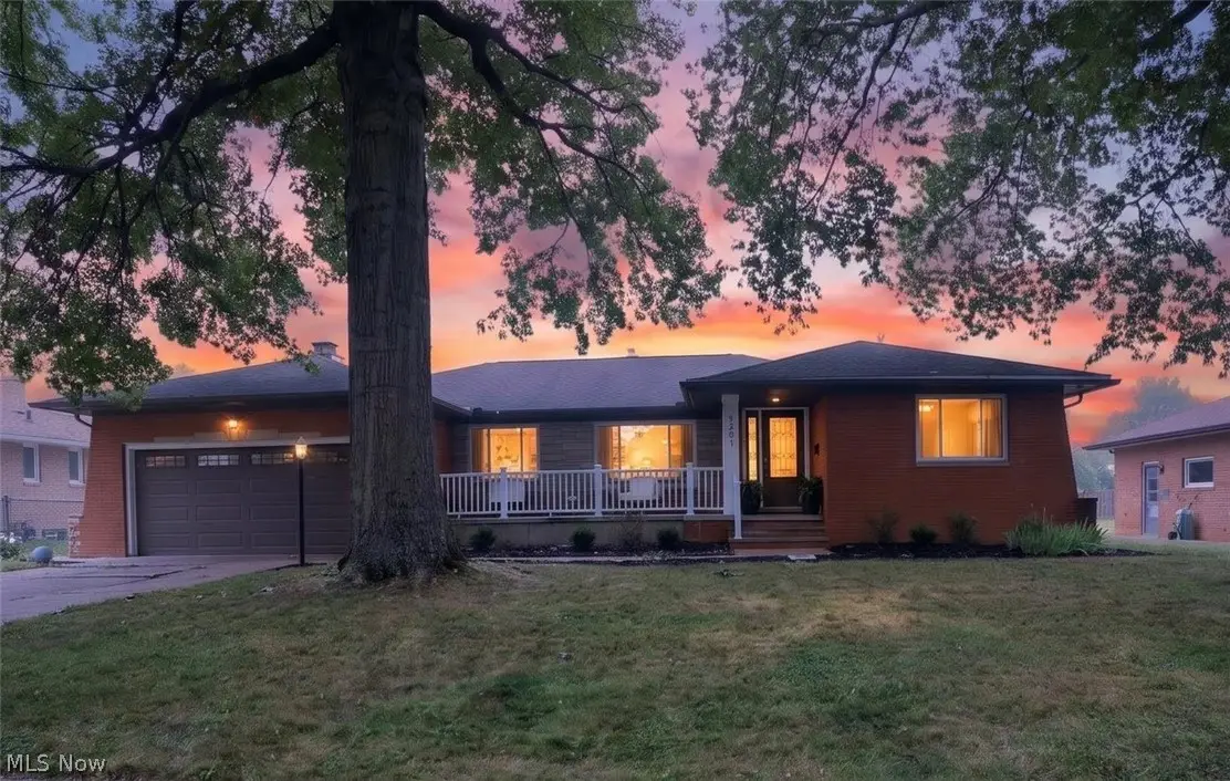 14395 Robert Drive, Middleburg Heights, OH 44130 - #1