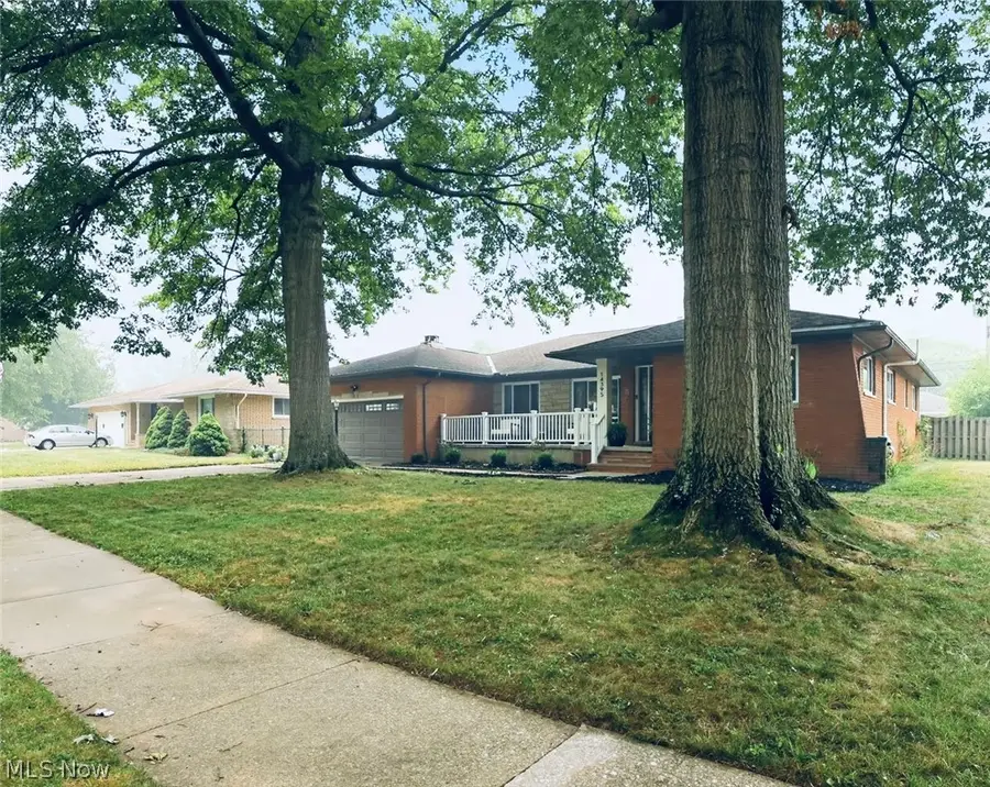14395 Robert Drive, Middleburg Heights, OH 44130 - #3