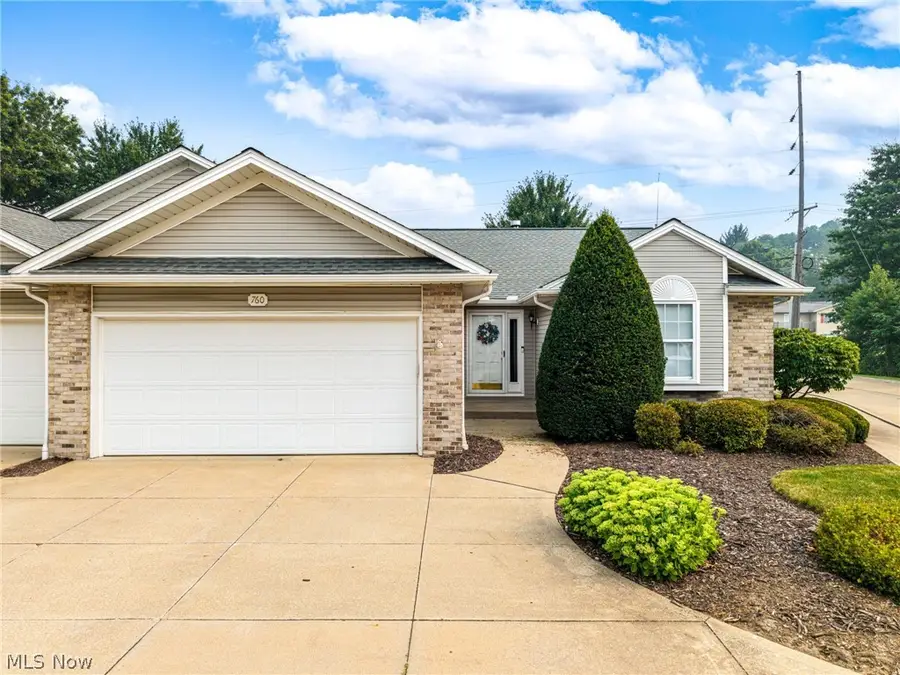 760 Renee Drive, Wadsworth, OH 44281 - #2
