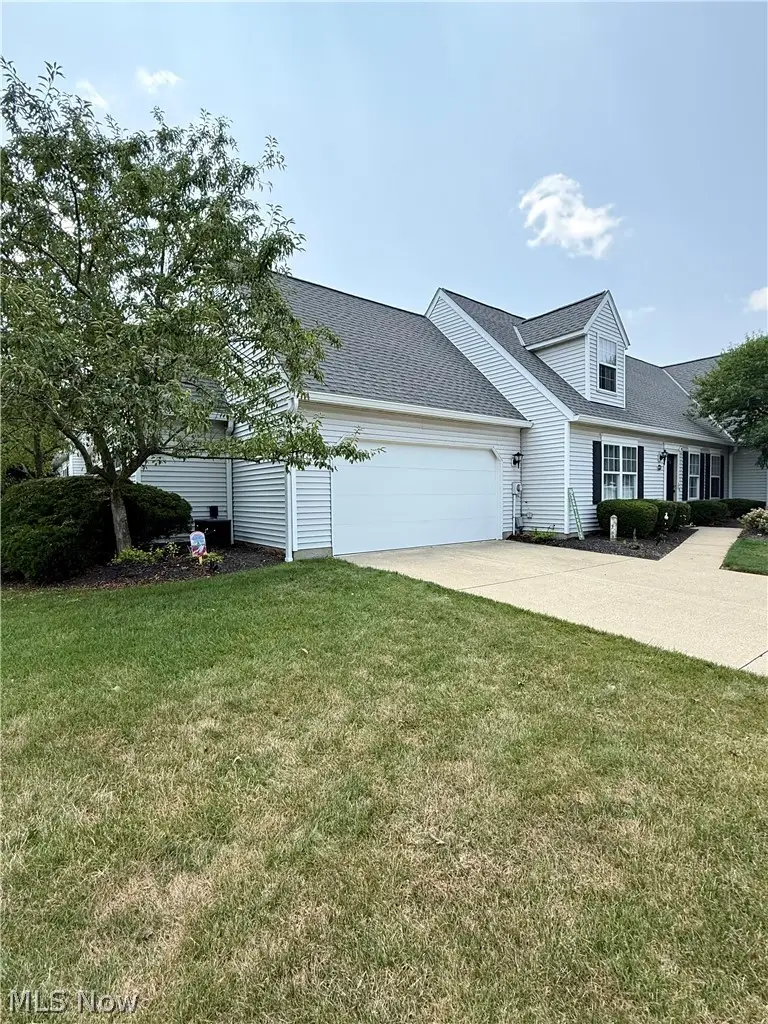 24619 Meadow Lane, Olmsted Falls, OH 44138 - #3
