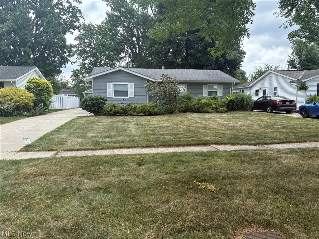 448 Chestnut Drive, Berea, OH 44017 - #1