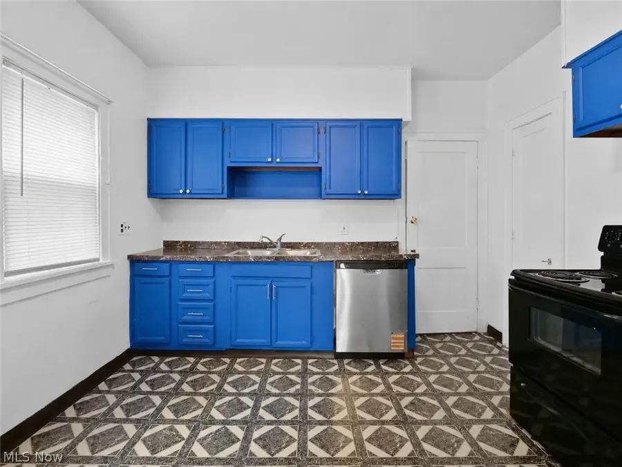 3141 Kensington Road, Cleveland Heights, OH 44118 - #3